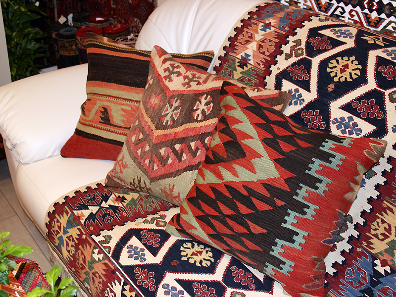 SHOP案内 | キリム＆絨毯の専門店｜Kilim Anatolia Zakka Shop